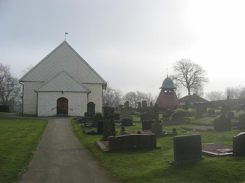 1 april 2008 040.jpg - Första stoppet, Bergum Kyrka.